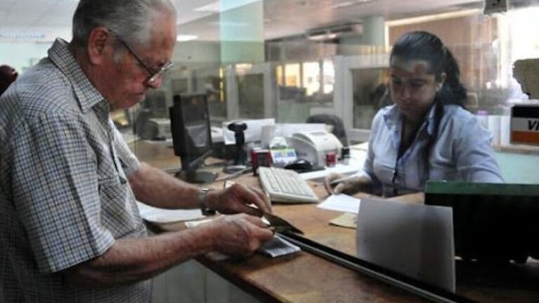 bancos cobros pesos jubilados