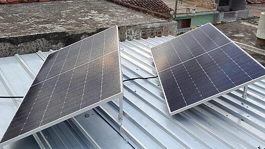 Información de la Aduana de Cuba sobre la entrada de paneles solares
