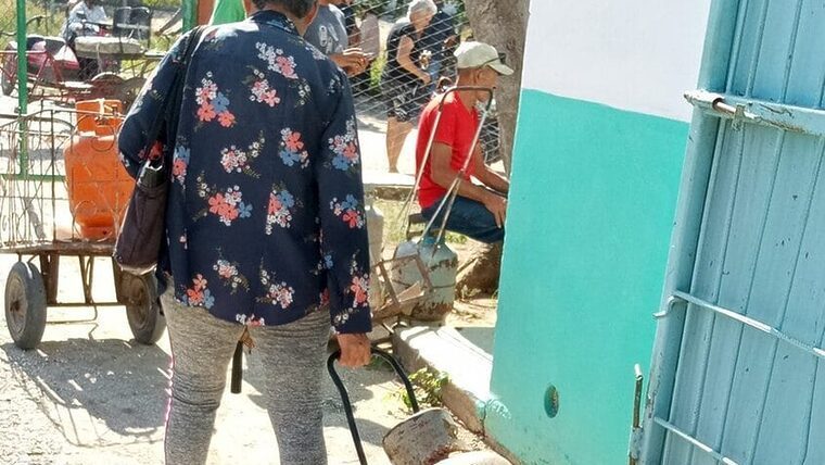 Venta limitada de gas licuado en esta provincia cubana genera frustración: “es una miseria”