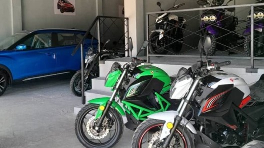 CIMEX abre nueva Agencia Multimarca de autos y motos de combustión en dólares