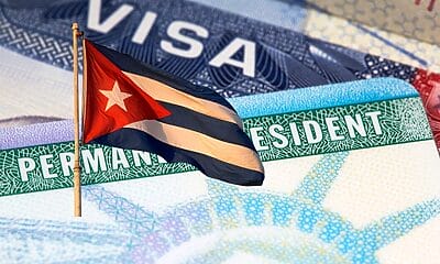 cubanos green card parole usa