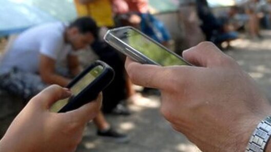 Fiscalía cubana advierte a quienes «negocian» ilegalmente con las recargas de ETECSA