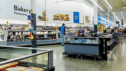 En Estados Unidos apenas han comenzado a aumentar los precios, según expertos, mientras el gobierno de Trump celebra su buena política económica