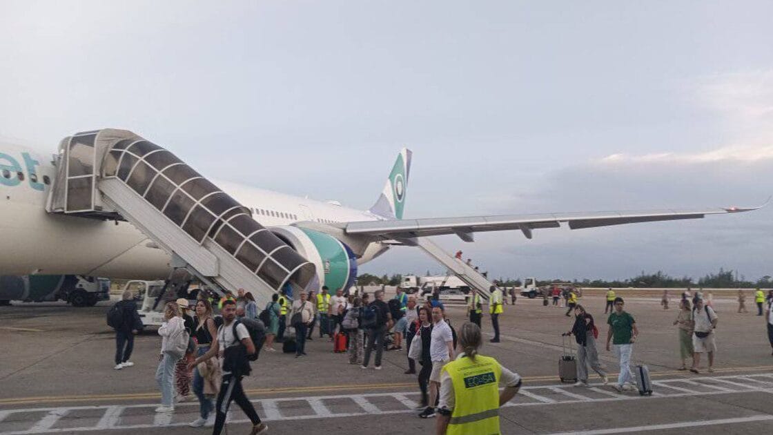 vuelos aeropuerto santa clara cuba