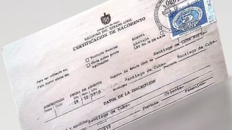 Anuncian documentos electrónicos con validez legal en Cuba