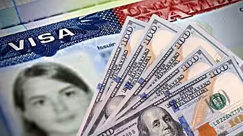 Tendrás que pagar 250 dólares más si quieres una visa de Estados Unidos