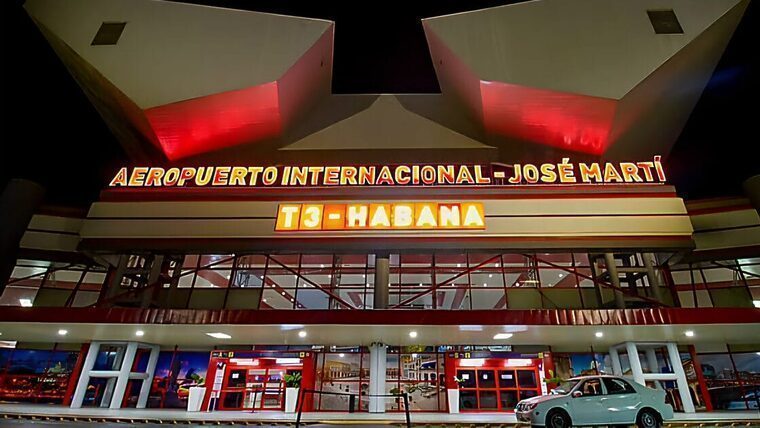 Menos vuelos entre Estados Unidos y Cuba: Aerolínea dejará de volar desde septiembre a La Habana