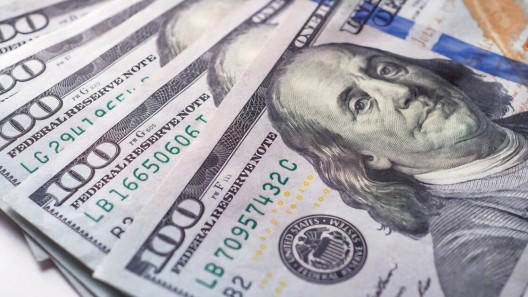 Dólar rompe récord en el mercado informal y el euro sigue en ascenso. Tasas de cambio en Cuba hoy