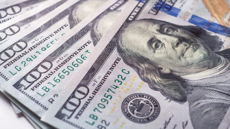 Vuelve a subir hoy el precio del dólar en Cuba. Así amanecen las tasas de cambio del mercado informal