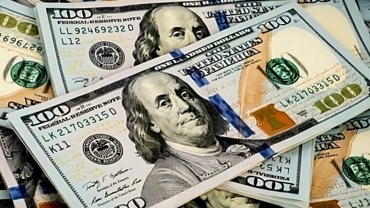 Precio del dólar y el euro siguen subiendo en Cuba pese al anuncio de un mercado cambiario flotante por el Gobierno