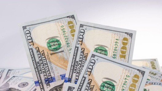 Sube y sube: el dólar en Cuba alcanza nuevo récord en el mercado informal