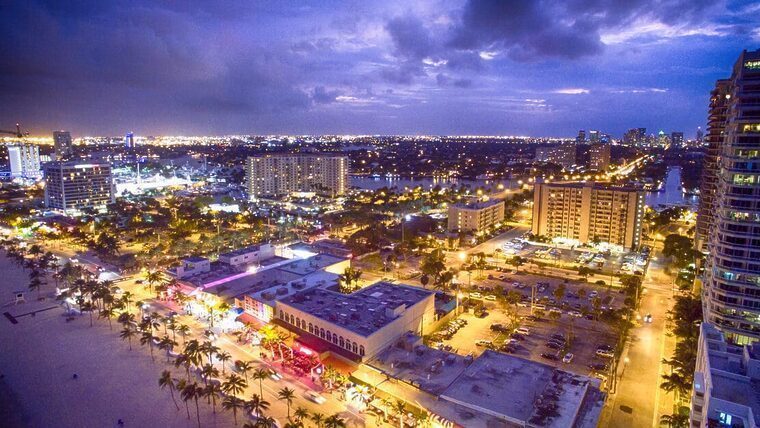 ¿Qué hacer este verano en Fort Lauderdale y Miami?: dinosaurios, arte, teatro y música al aire libre