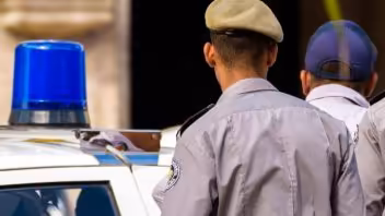 policia cabeza humana cuba