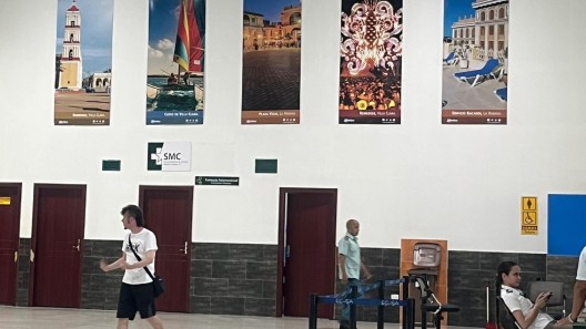 Permiso laboral para viajar al extranjero en Cuba se ampliará este tiempo