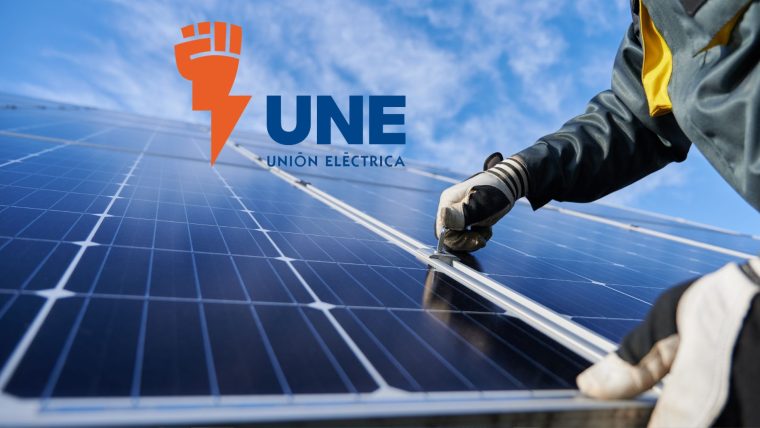 paneles solares UNE