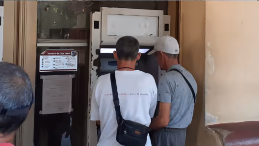 Banco cubano informa sobre compra de divisas: así se podrá solicitar turnos