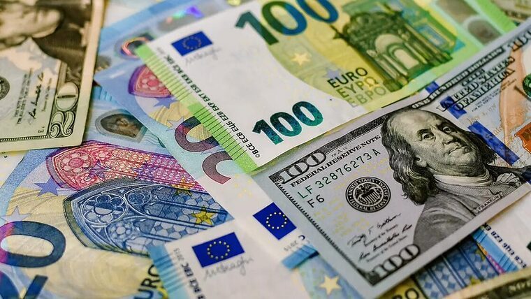 Sube el euro en Cuba y el dólar se mantiene al borde de los 400 CUP: Así están las tasas de cambio en el mercado informal