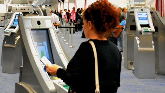 Trump endurece la lucha contra el turismo de parto y cancela visas a más de 200 extranjeros en ofensiva global