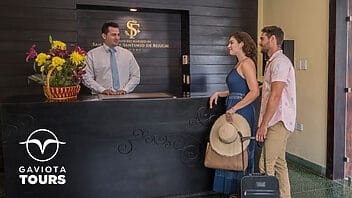 Hoteles cubanos buscan personal en feria de empleo ante la falta de trabajadores calificados