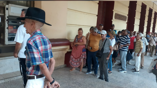 Más de un millón de cubanos reciben el aumento parcial de pensiones desde hoy