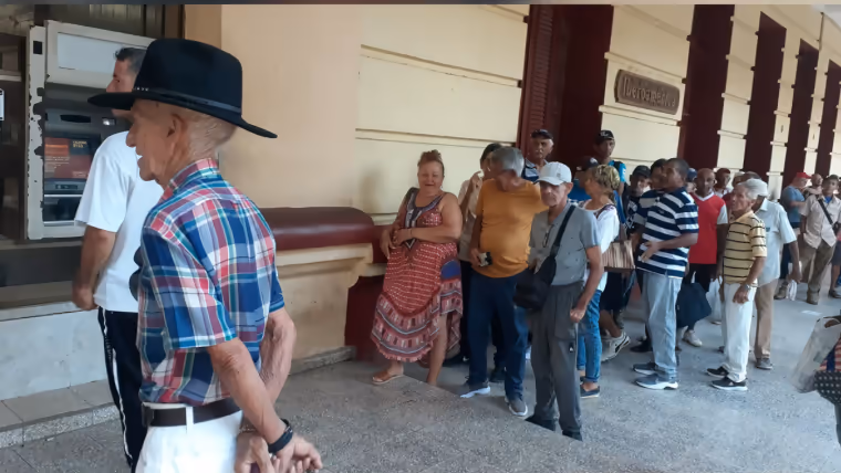 Más de un millón de cubanos reciben el aumento parcial de pensiones desde hoy