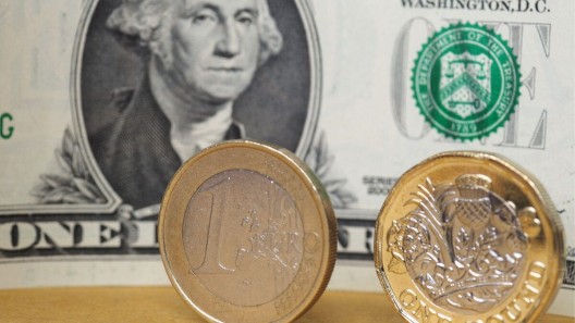 ¿A cuánto está el dólar en Cuba hoy y qué pasa con el euro y el MLC?