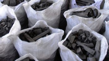 Caso millonario de corrupción en Cuba con carbón vegetal