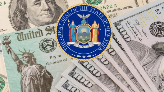 Enviarán cheques de estímulo por inflación en Nueva York