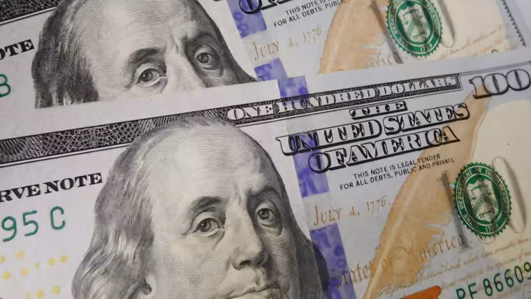 Tasa de Cambio: Gran aumento del precio del dólar en el mercado informal cubano
