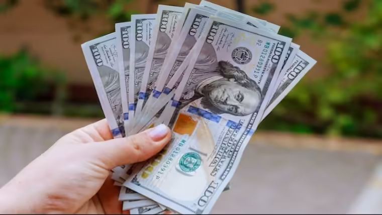 Sube el precio del dólar hoy en Cuba mientras el euro roza los 500 pesos en el mercado informal