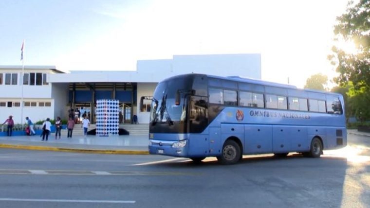 Pago electrónico de pasajes y equipajes en ómnibus en Cuba: ¿funcionará la medida?