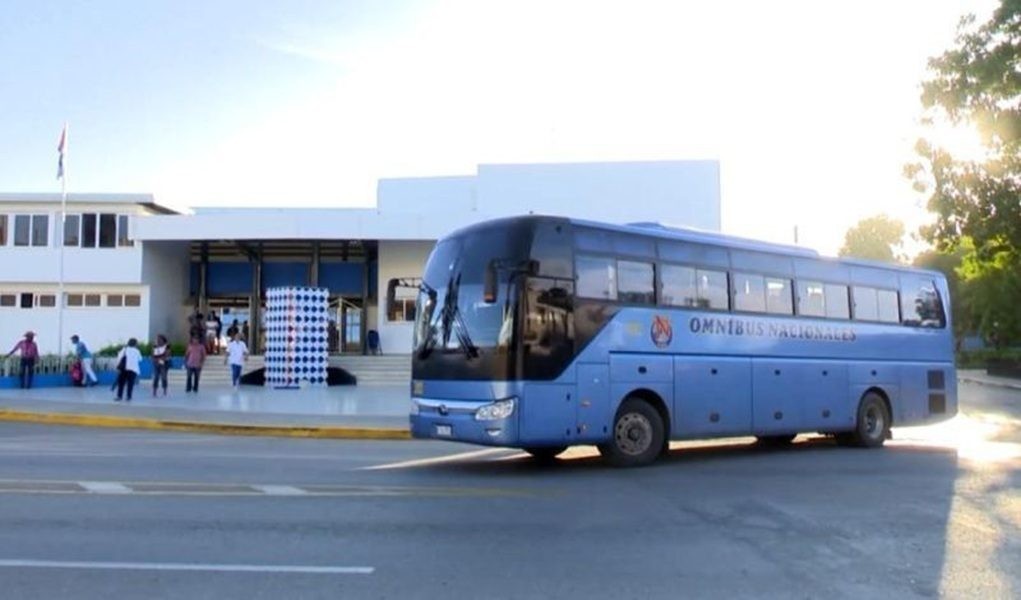 Villa Clara exigirá autorización previa para viajar en ómnibus o trenes nacionales desde el 18 de junio