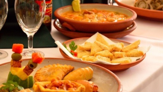 Contraste de Cuba: apagón y festival gastronómico en Varadero Gourmet