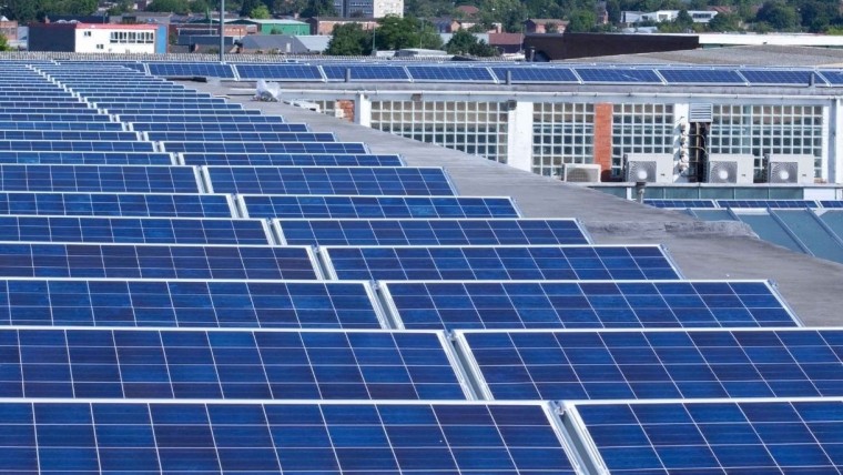 paneles solares hospitales cubanos