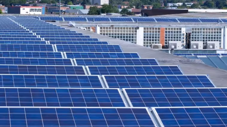 paneles solares hospitales cubanos