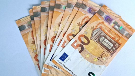 El euro se dispara en Cuba: ¡se acerca a los 500 pesos en el mercado informal!
