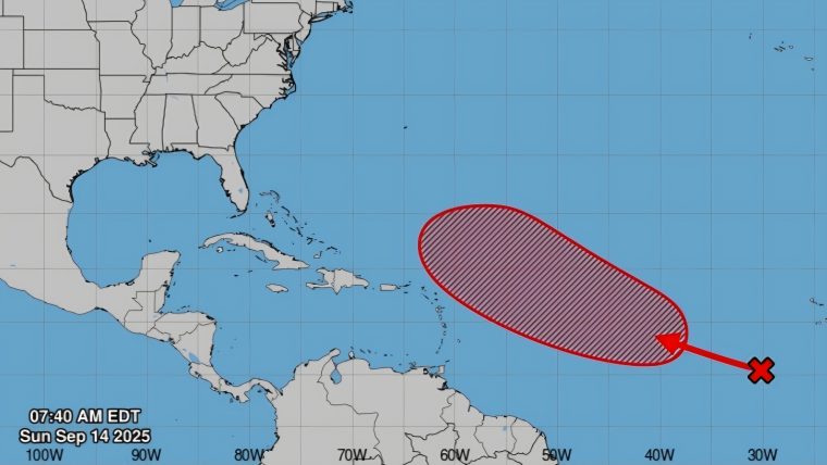 NHC alerta sobre 70% de probabilidades de formación ciclónica en el Atlántico