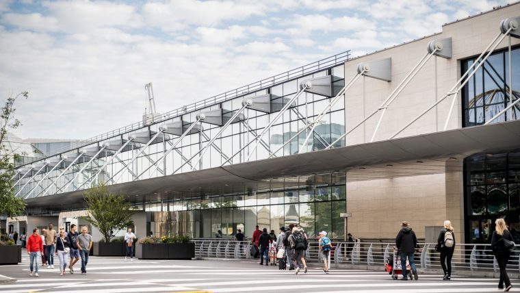 Europa, vulnerable a ciberataques: investigan la pista rusa tras el caos en aeropuertos