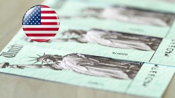 cheques usa trump