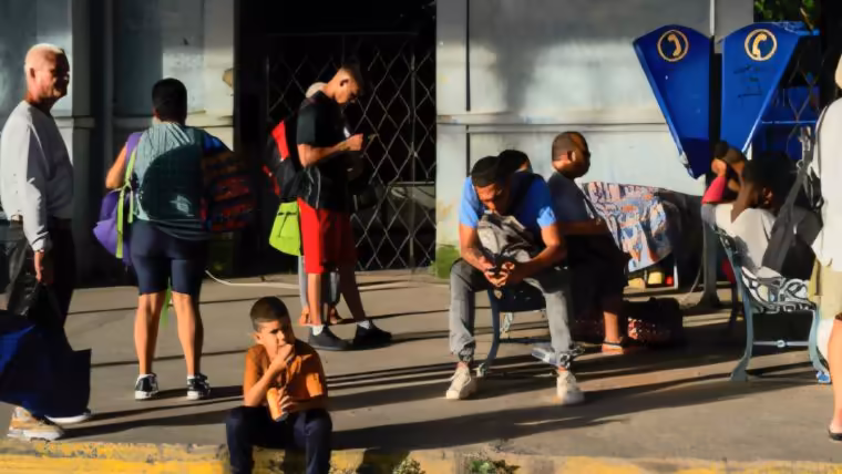 ¿Ahora sí? Gobierno cubano promete menos apagones de día, pero admite que la situación seguirá crítica