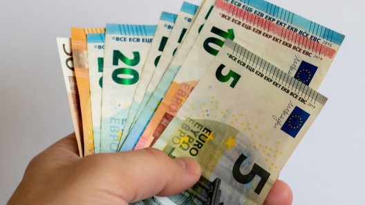 Tasa de cambio: Sube el euro y se mantiene fuerte el dólar en el mercado informal de Cuba