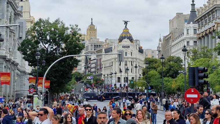 Estudiantes cubanos en España podrán trabajar y residir legalmente