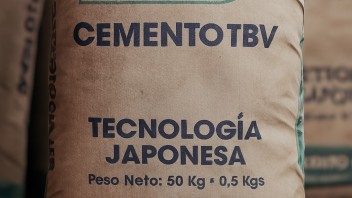 Cadena de Tiendas Caribe informa sobre venta de cemento en dólares