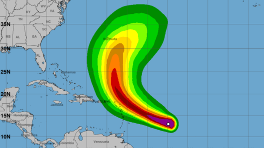 Tormenta Tropical Jerry avanza hacia las Antillas Menores y podría convertirse en huracán el jueves