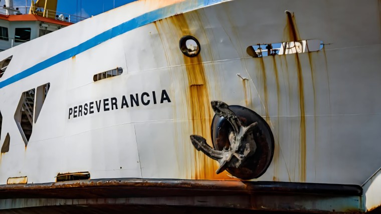 Se inician las reparaciones del ferry Perseverancia en el astillero de Casablanca