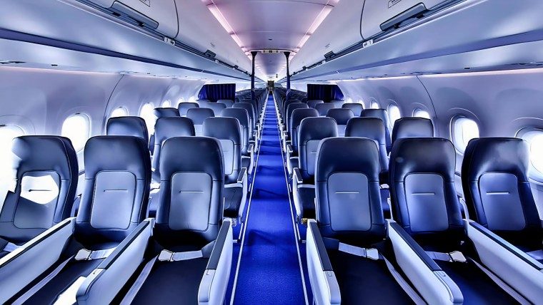 Desvían un vuelo en Estados Unidos tras apuñalamiento con un tenedor a dos menores