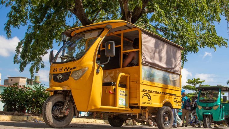 Matanzas: los triciclos eléctricos alivian el transporte, pero no llegan a todas partes