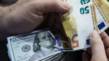 505 pesos: Increíble aumento del euro y el dólar en Cuba. Tasas de cambio de El Toque hoy
