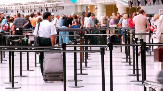Aeropuerto de Miami estrena servicio ideal para quienes tienen vuelos largos o conexiones