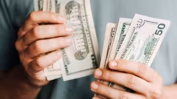 цена доллара сегодня